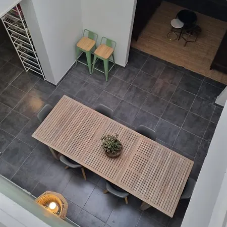 Vandrarhem Compass House