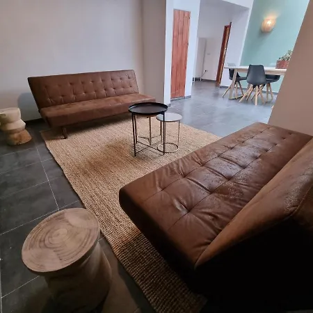 Compass House Хостел Лас-Пальмас-де-Гран-Канария