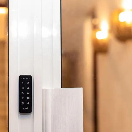 Hostel Compass House